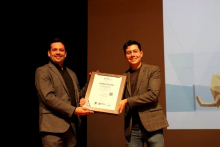 Acreditación de la carrera de Ingeniería de Procesos y Comercio Internacional