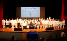 Un día histórico para la medicina en CUCostaSur con la Ceremonia de Imposición de Batas a su primera generación de futuros médicos