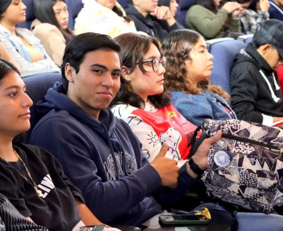 CUCostaSur da la bienvenida a estudiantes con un 100% de admisión y programas de excelencia académica