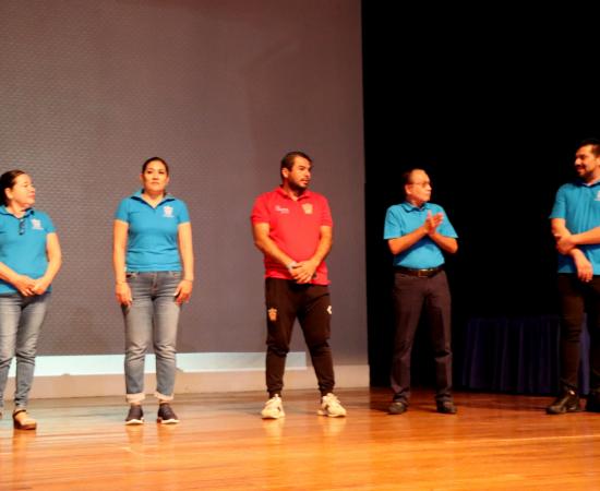 CUCostaSur da la bienvenida a estudiantes con un 100% de admisión y programas de excelencia académica