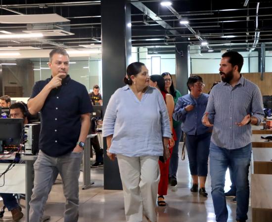 CUCostaSur firma convenio con SICAR Punto de Venta, empresa fundada por exalumnos