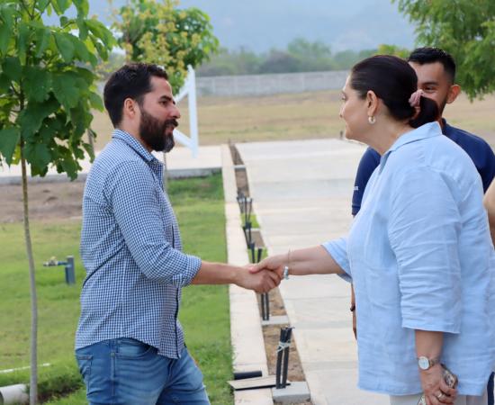 CUCostaSur firma convenio con SICAR Punto de Venta, empresa fundada por exalumnos