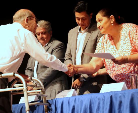 Clausura del Calendario 2025A del Sistema Universitario del Adulto Mayor del CU Costa Sur