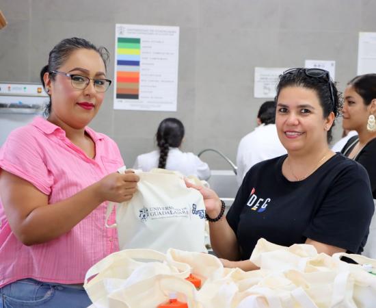 Un alimento que abre oportunidades: CUCostaSur inaugura su Comedor Comunitario