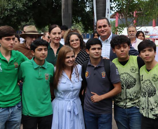 Celebran 50 Aniversario de la Preparatoria Regional de Autlán con presencia de la rectora general de la UdeG