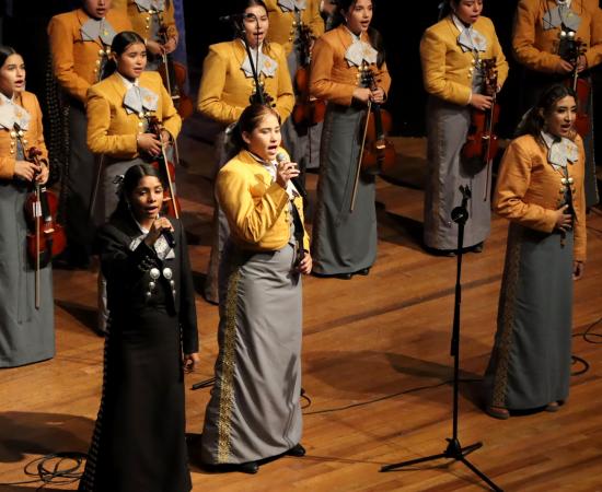 Emotiva presentación del Mariachi Femenil ‘Ana Bertha Lepe’ en el Aula Magna del Centro Cultural José Atanasio Monroy