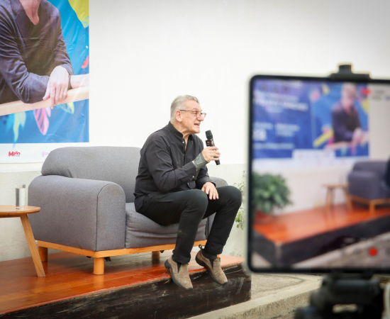 Un diálogo con el deseo y la palabra: Alberto Ruy Sánchez en la 31ª Semana Cultural Universitaria del CUCostaSur