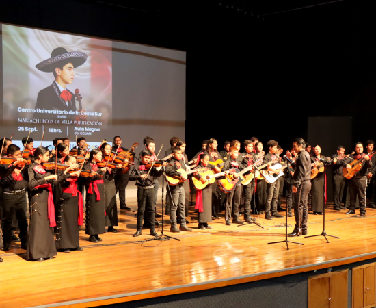 Presentación del Mariachi Ecos El Mangal en el Centro Cultural J. Atanasio Monroy