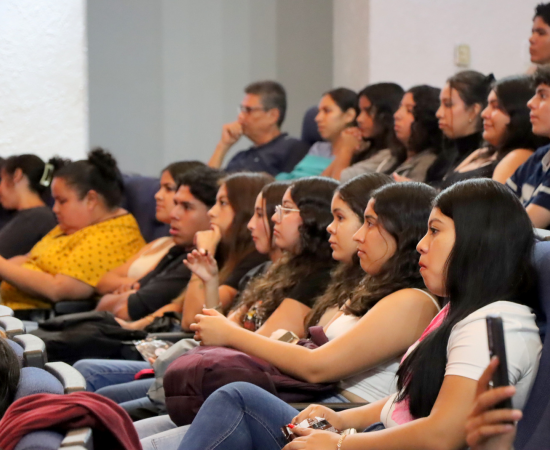 Presentación del Mariachi Ecos El Mangal en el Centro Cultural J. Atanasio Monroy
