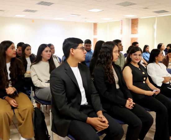 CUCostaSur inaugura su Primer Foro de Trabajos de Divulgación “Impulsando la investigación temprana”