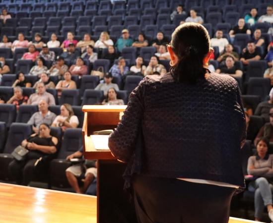 CUCostaSur fortalece el vínculo con familias de estudiantes de nuevo ingreso