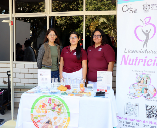La mañana de hoy, en los pasillos del Centro Universitario de la Costa Sur, se llevó a cabo una edición más de la Feria de la Salud