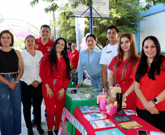 La mañana de hoy, en los pasillos del Centro Universitario de la Costa Sur, se llevó a cabo una edición más de la Feria de la Salud