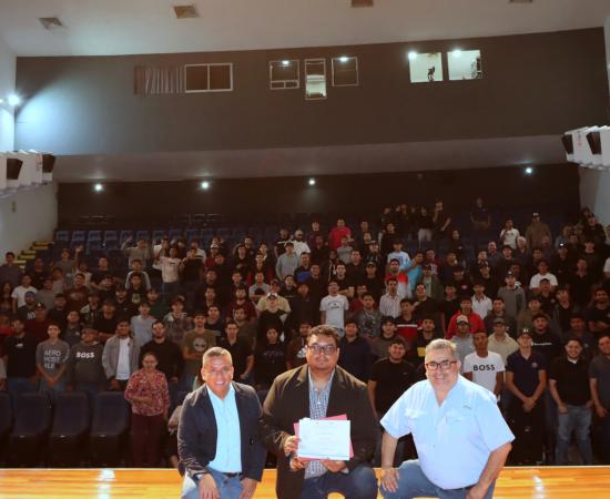 Hoy se llevó a cabo la Cátedra Inaugural de la carrera de Técnico Superior Universitario en Electromecánica en el Centro Universitario de la Costa Sur.