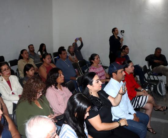 Recital “Música con Alma, Vida y Corazón” reúne a egresados de Artes en Casa Universitaria