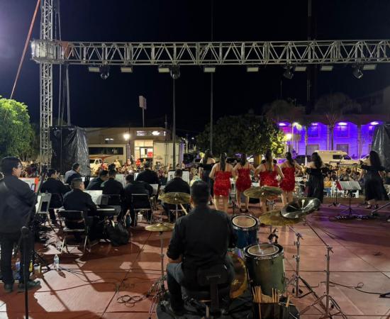 Big Band de Jazz del CUCosta Sur llena de música el Festival Cultural de Mayo Ayutla 2026