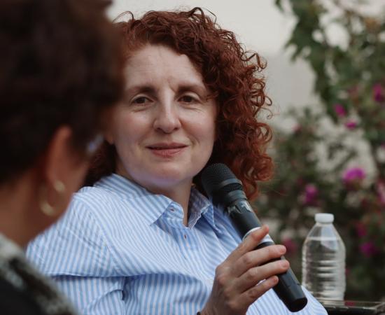 Realizan encuentro literario con la autora Liliana Blum en Casa Universitaria