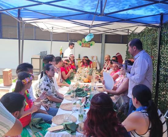Estudiantes de Turismo del CU Costa Sur ponen en práctica su talento gastronómico y creativo con "Verano Tiki"