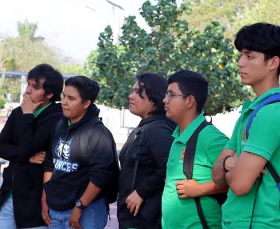 CUCostaSur abre sus puertas a estudiantes de la Preparatoria Regional de Autlán
