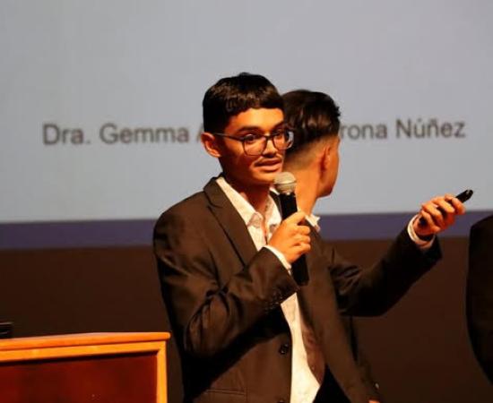 Estudiantes de Ingeniería Mecatrónica presentan proyectos finales en evaluación académica del CUCostaSur