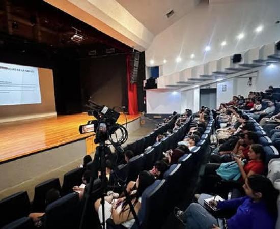 Reunión informativa para estudiantes próximos a realizar su Servicio Social 2026B