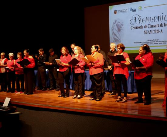 El CUCostaSur celebra el aprendizaje sin límites con la clausura de cursos del Sistema Universitario del Adulto Mayor