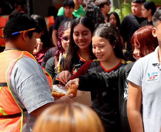 CUCostaSur recibe a más de 300 jóvenes en inicio de Jornadas de Puertas Abiertas 