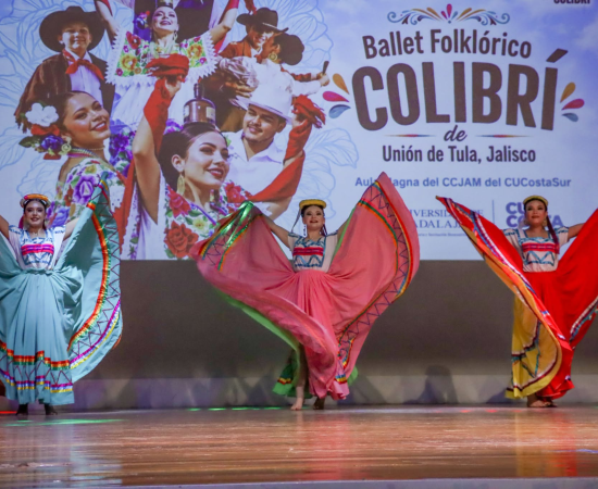 Entre zapateados y raíces: Colibrí llena de tradición el escenario del CUCostaSur