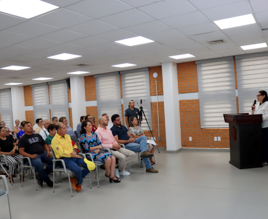 Con “Tu eres un modelo de inspiración” CUCostaSur impulsa el crecimiento personal en el Sistema Universitario del Adulto Mayor
