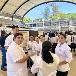 Investigación estudiantil fortalece la formación en salud y nutrición en CU Costa Sur 