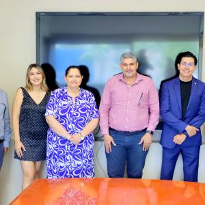 CUCostaSur fortalece vínculos con Casimiro Castillo para impulsar el desarrollo profesional y comunitario